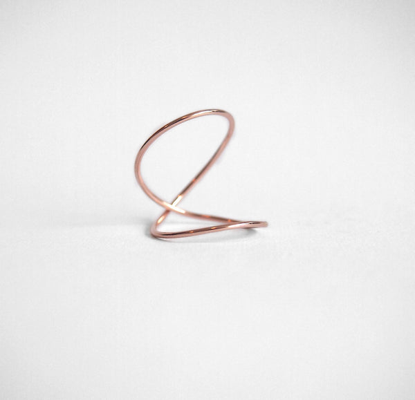 Cross Over Ring Rose Gold