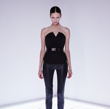 Typeface Bustier
