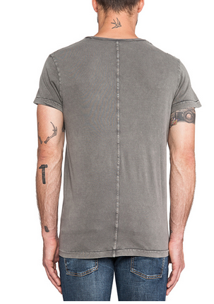 3 Crowns Enkel Tee
